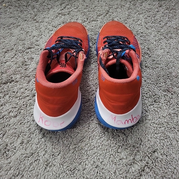 Kyrie flytrap - Picture 3 of 4